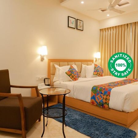 Kvr Capitol Suites Vijayawāda エクステリア 写真